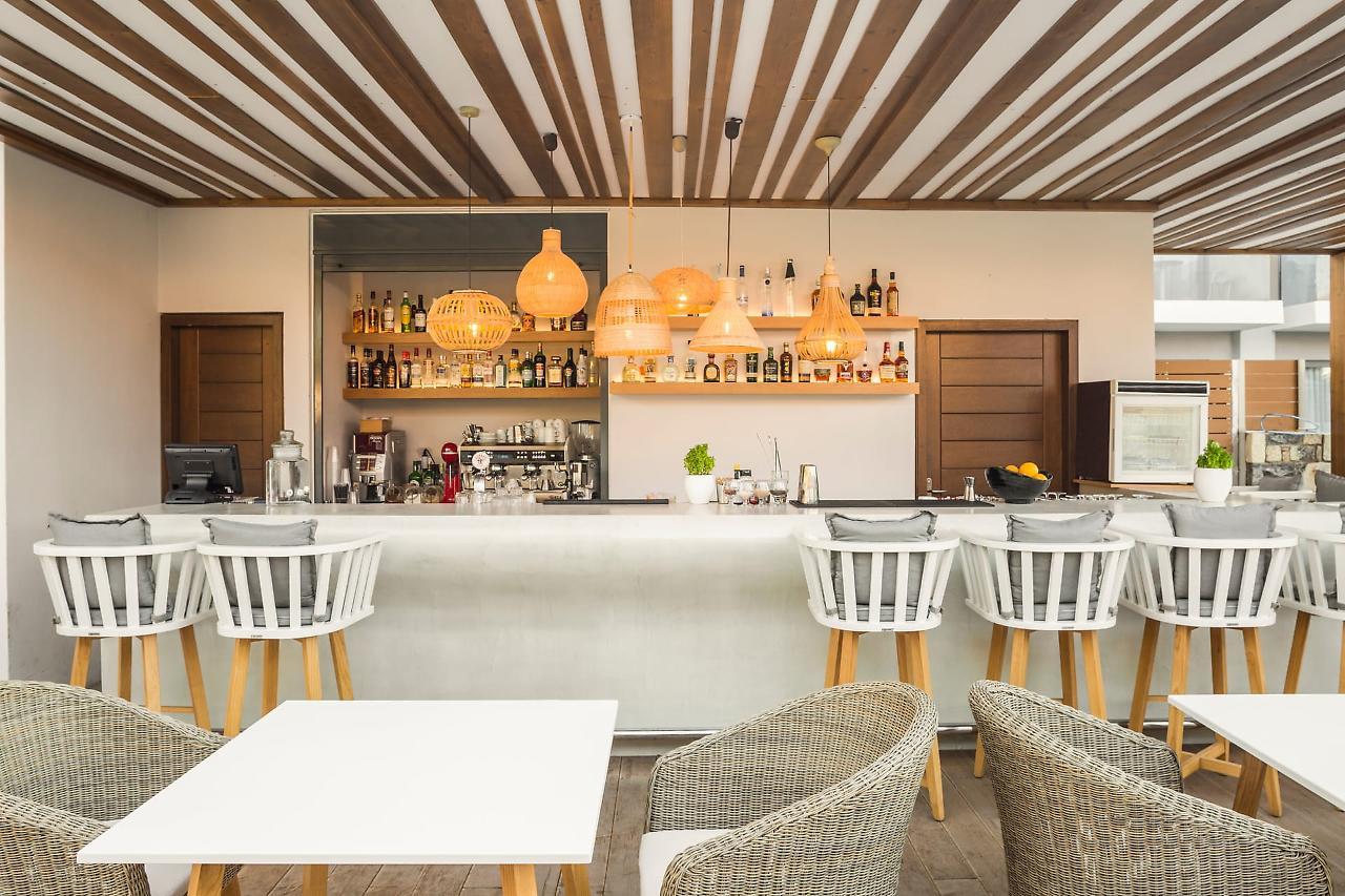 Samian Mare Hotel, Suites&Spa Karlovassi Esterno foto