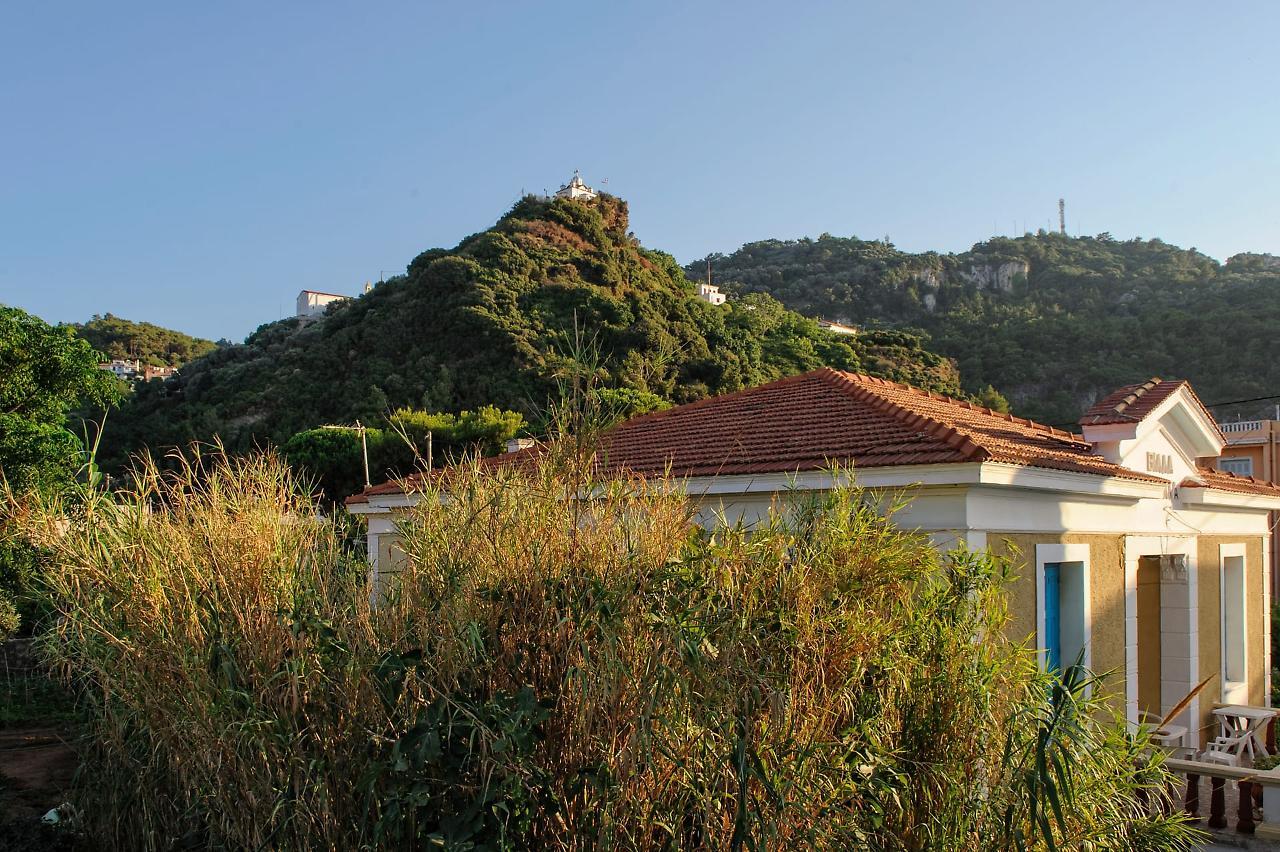 Samian Mare Hotel, Suites&Spa Karlovassi Esterno foto